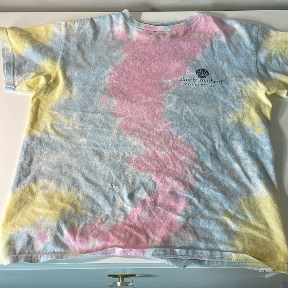 Tye dye Youth Medium Simply Southern shirt